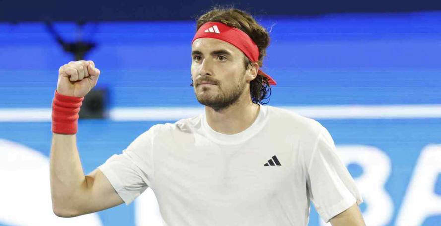 法国网球队鏖战意大利网球队，西西帕斯绝境逆转